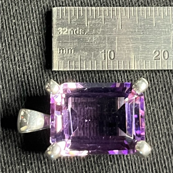 Emerald Cut Amethyst Pendant - Picture 9 of 9